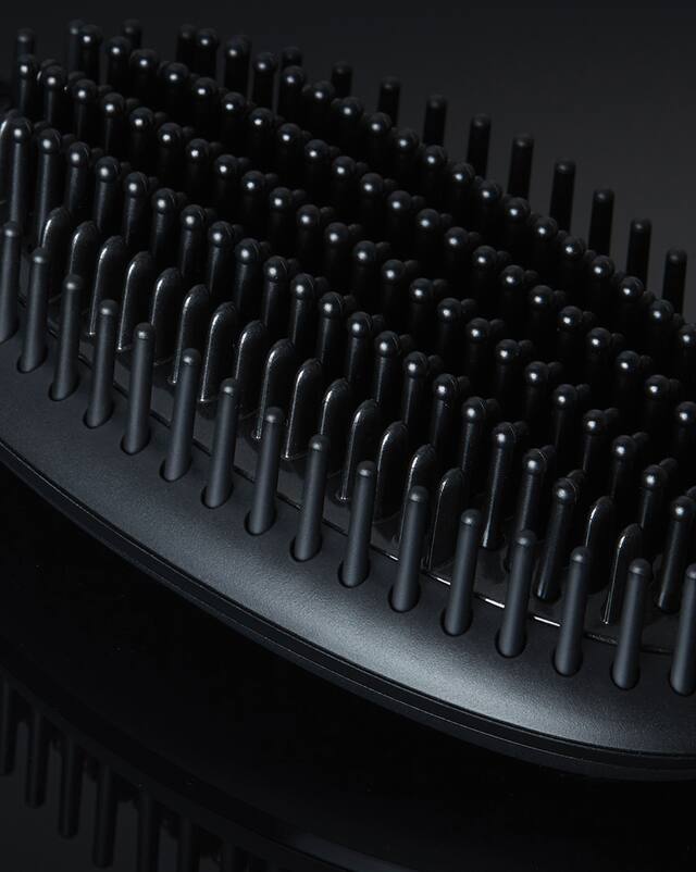 ghd glide hot brush bristles
