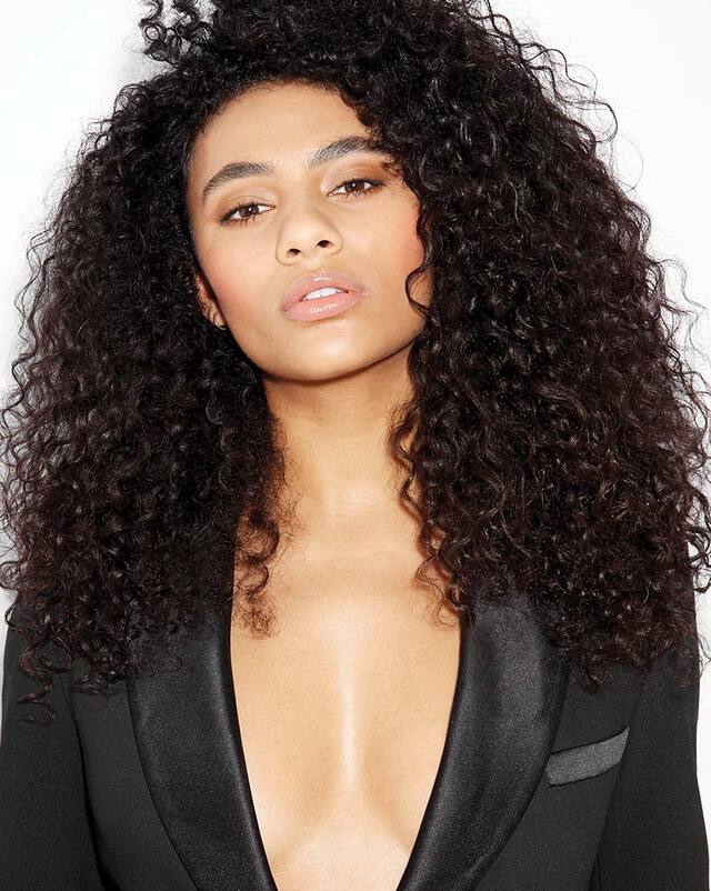 Natürliche Locken mit ghd Diffusor