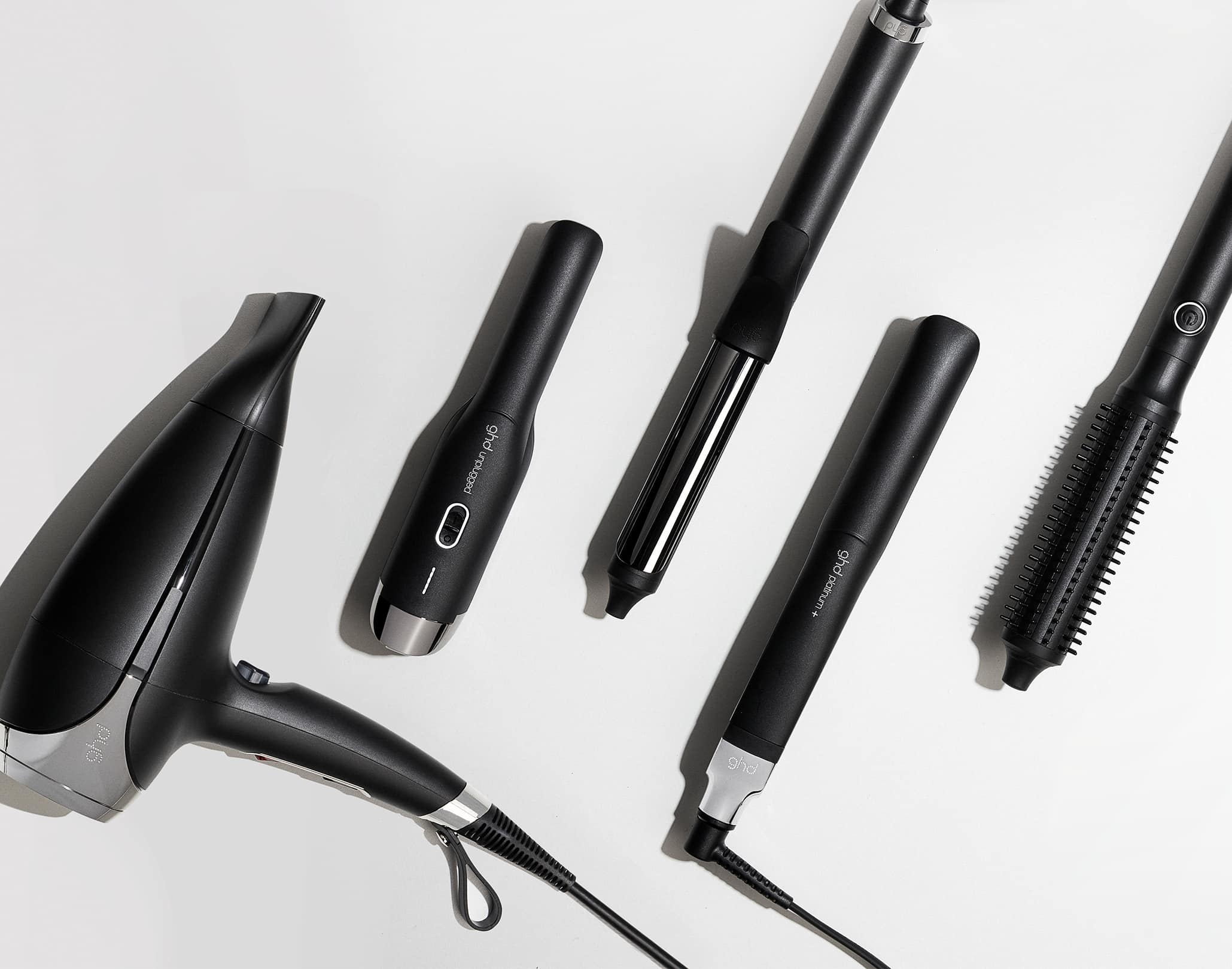 verschiedene Stylingtools aus dem ghd Sortiment