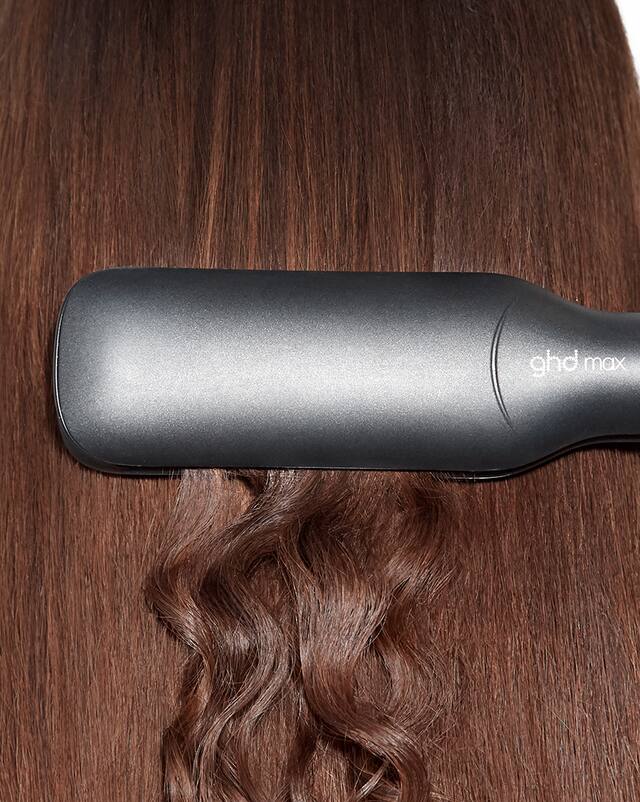 StraightenersHub_MaxInHair_De.jpg