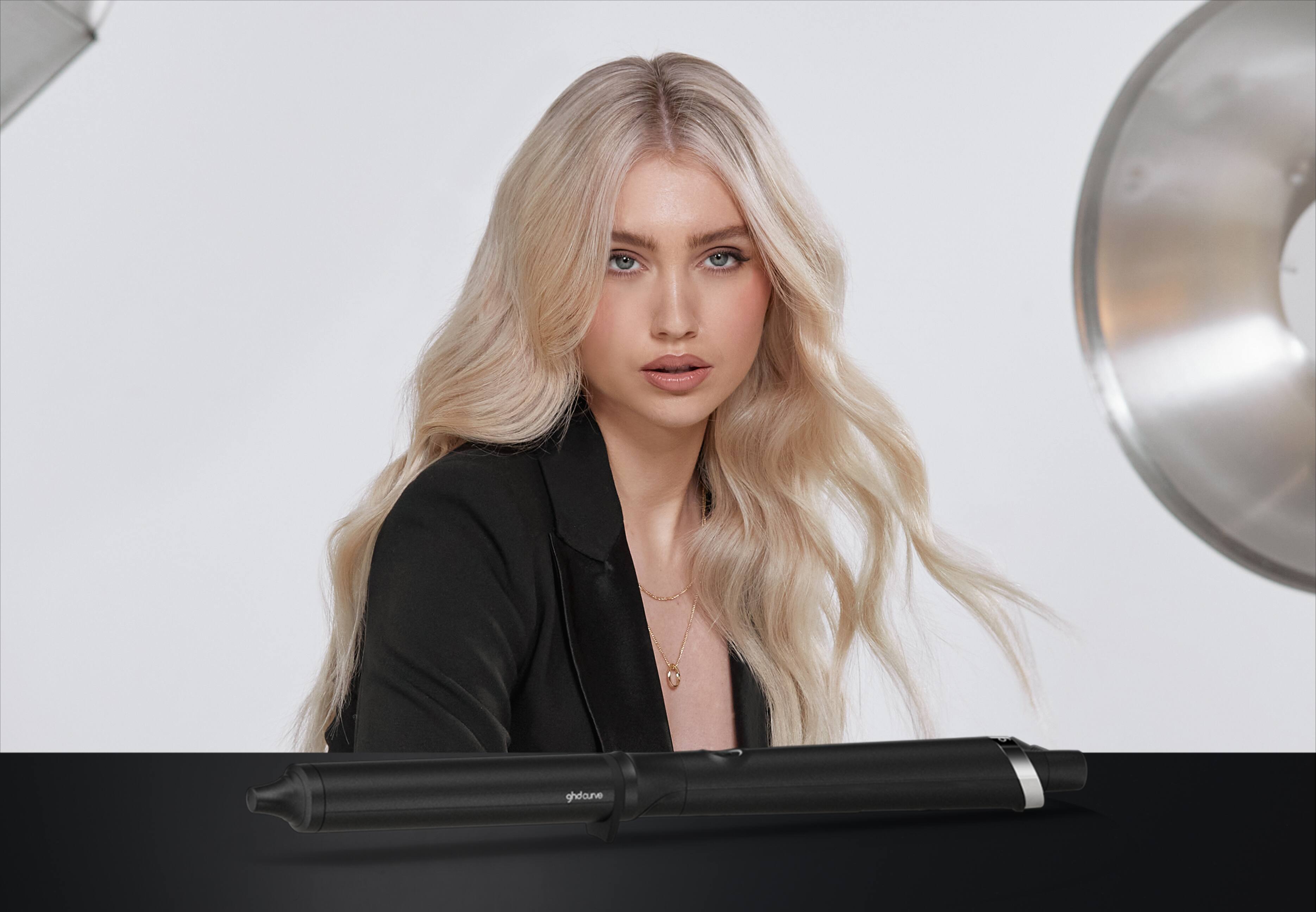 ghd Curve Classic Wave Wand Oval-Shaped Barrel