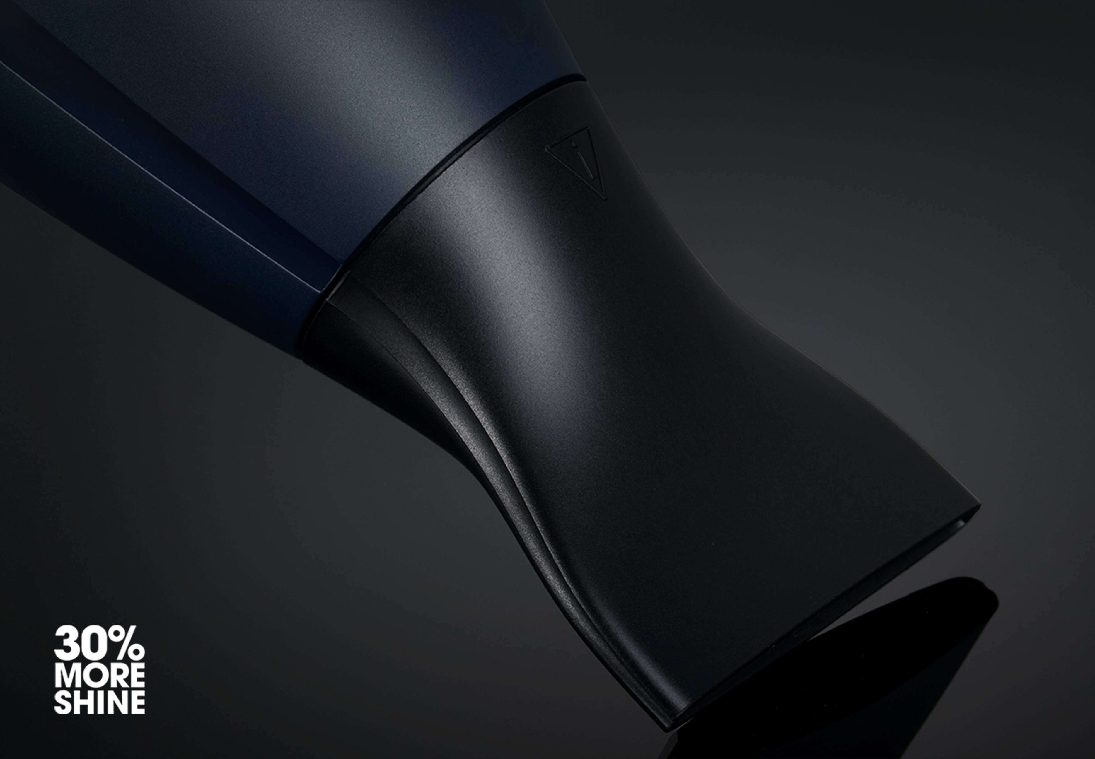 Helios hair dryer in navy nozzle