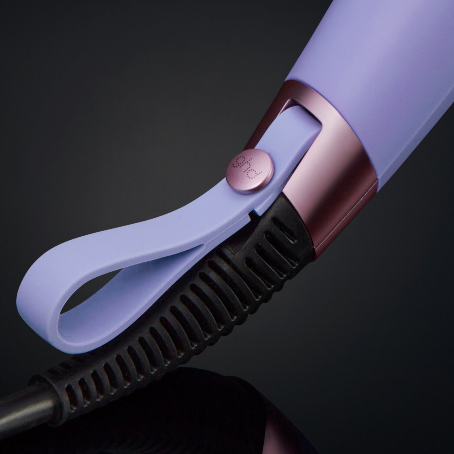 Schlaufe und Kabel des ghd helios®