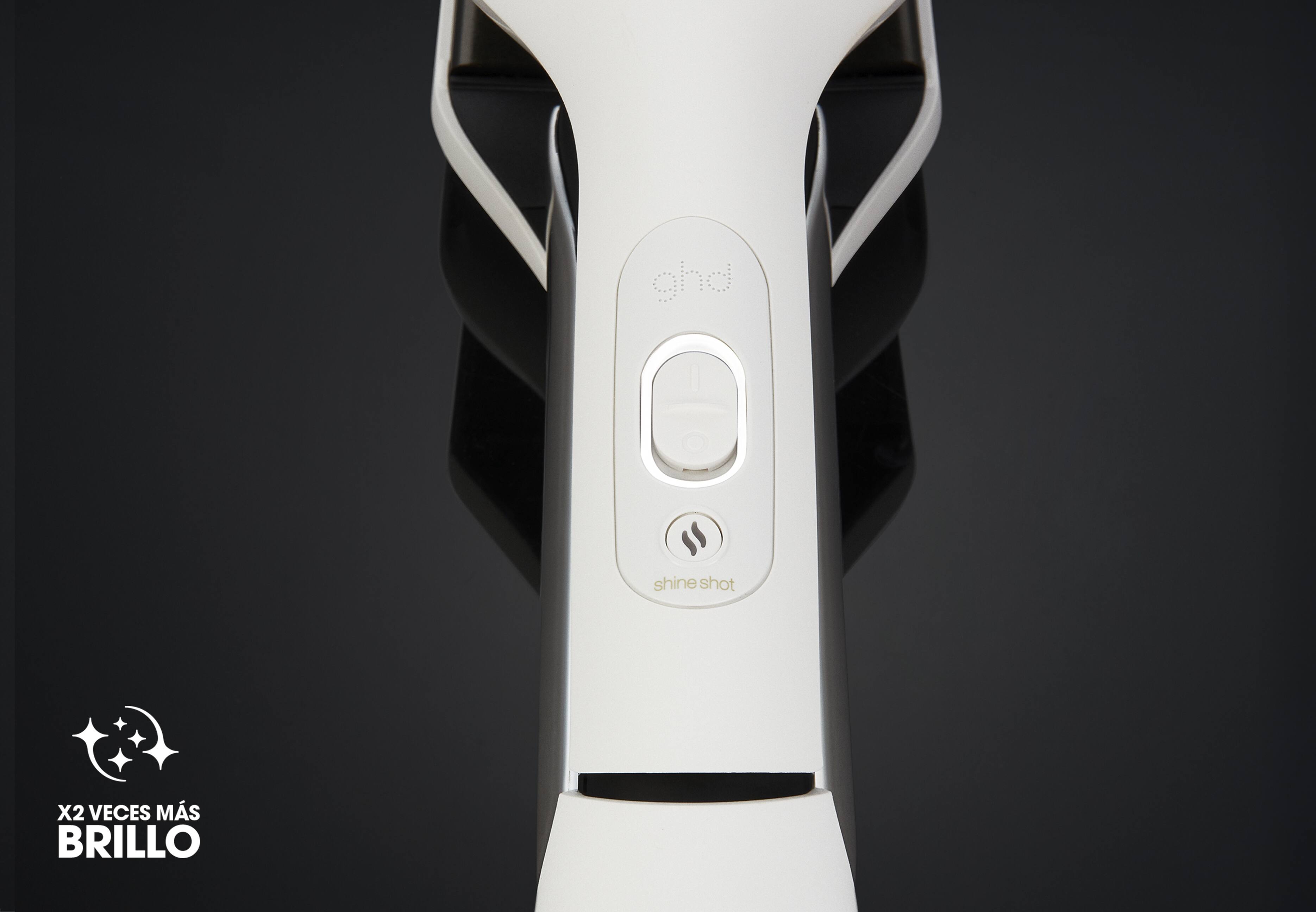 ghd duet blanca peina el pelo seco